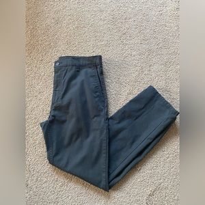 Men Levis Tapered Pants 34x30